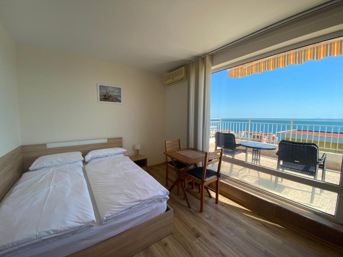 Sea View Panoramic Apartments, Fort Noks Crown Club Sveti Vlas Eksteriør bilde