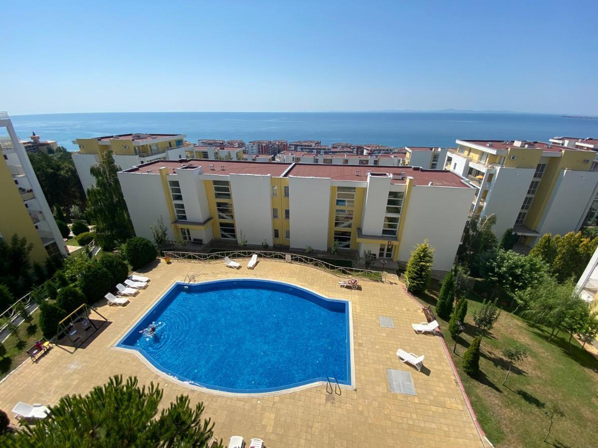 Sea View Panoramic Apartments, Fort Noks Crown Club Sveti Vlas Eksteriør bilde