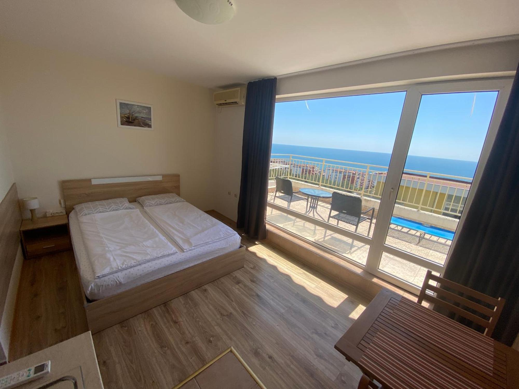 Sea View Panoramic Apartments, Fort Noks Crown Club Sveti Vlas Eksteriør bilde
